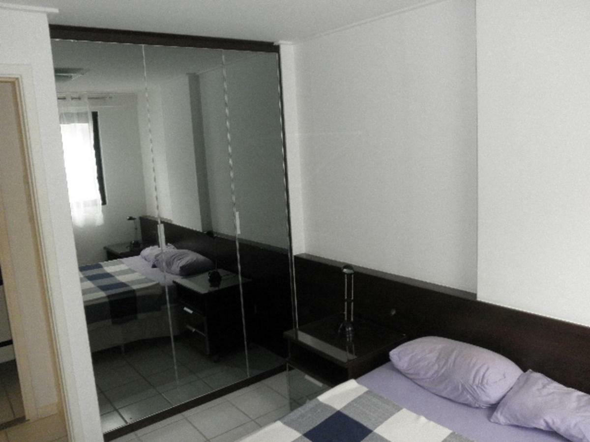 Na Beira Mar De Pajucara- Edif Neo- Apartamento Quarto E Sala- Tem Varanda - Vista Lateral Do Mar- Rua Julio Plech Filho 60 Esquina Com Avenida Doutor Antonio Gouveia - Consumo Eletrico E Pago No Ckeck-Out 1Kwh E 1,35 Reias Maceió 외부 사진