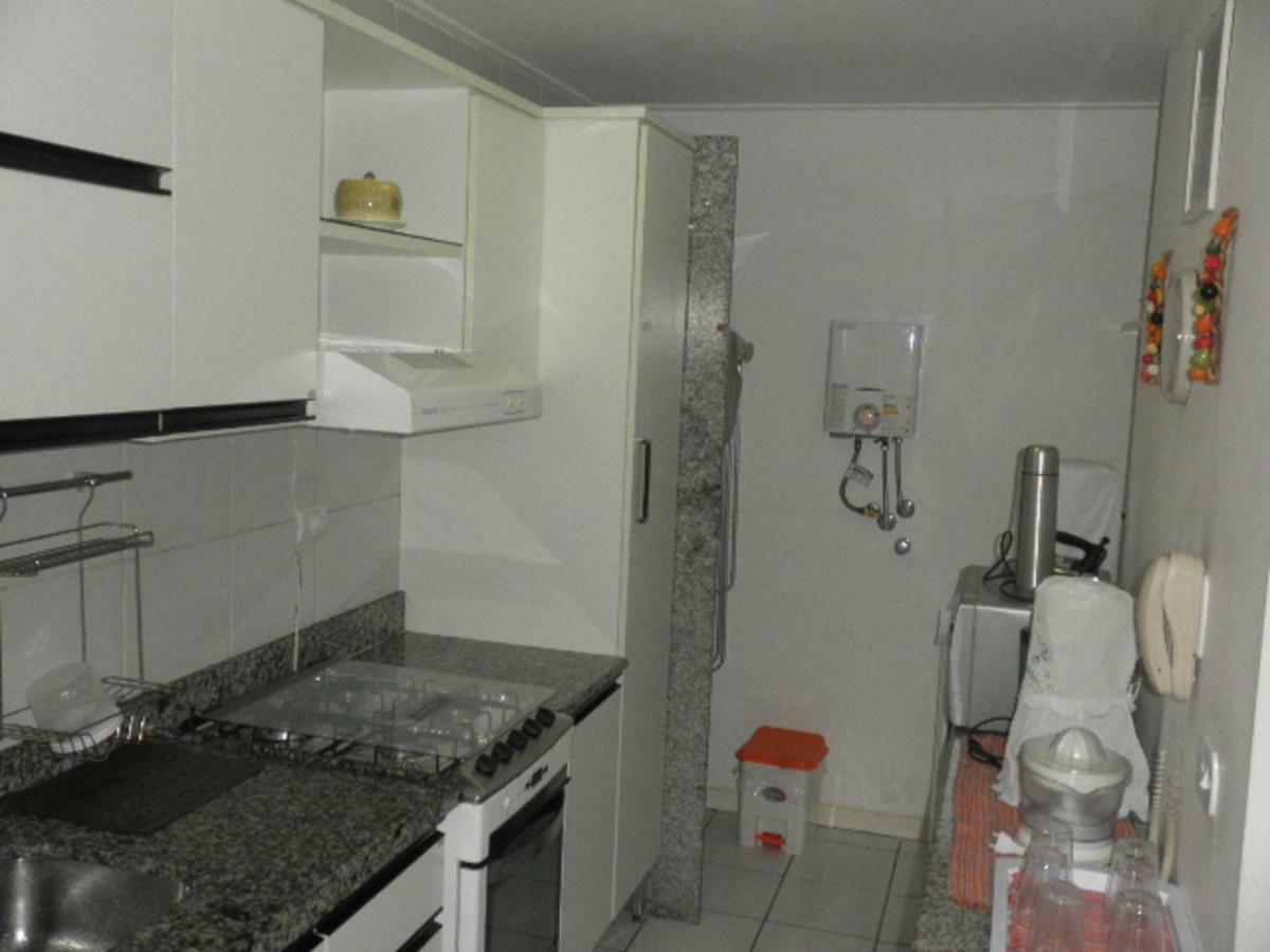 Na Beira Mar De Pajucara- Edif Neo- Apartamento Quarto E Sala- Tem Varanda - Vista Lateral Do Mar- Rua Julio Plech Filho 60 Esquina Com Avenida Doutor Antonio Gouveia - Consumo Eletrico E Pago No Ckeck-Out 1Kwh E 1,35 Reias Maceió 외부 사진
