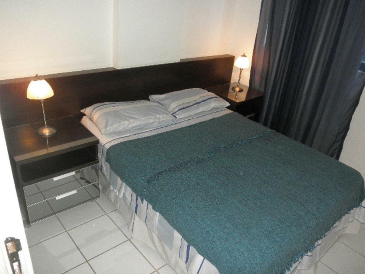 Na Beira Mar De Pajucara- Edif Neo- Apartamento Quarto E Sala- Tem Varanda - Vista Lateral Do Mar- Rua Julio Plech Filho 60 Esquina Com Avenida Doutor Antonio Gouveia - Consumo Eletrico E Pago No Ckeck-Out 1Kwh E 1,35 Reias Maceió 외부 사진